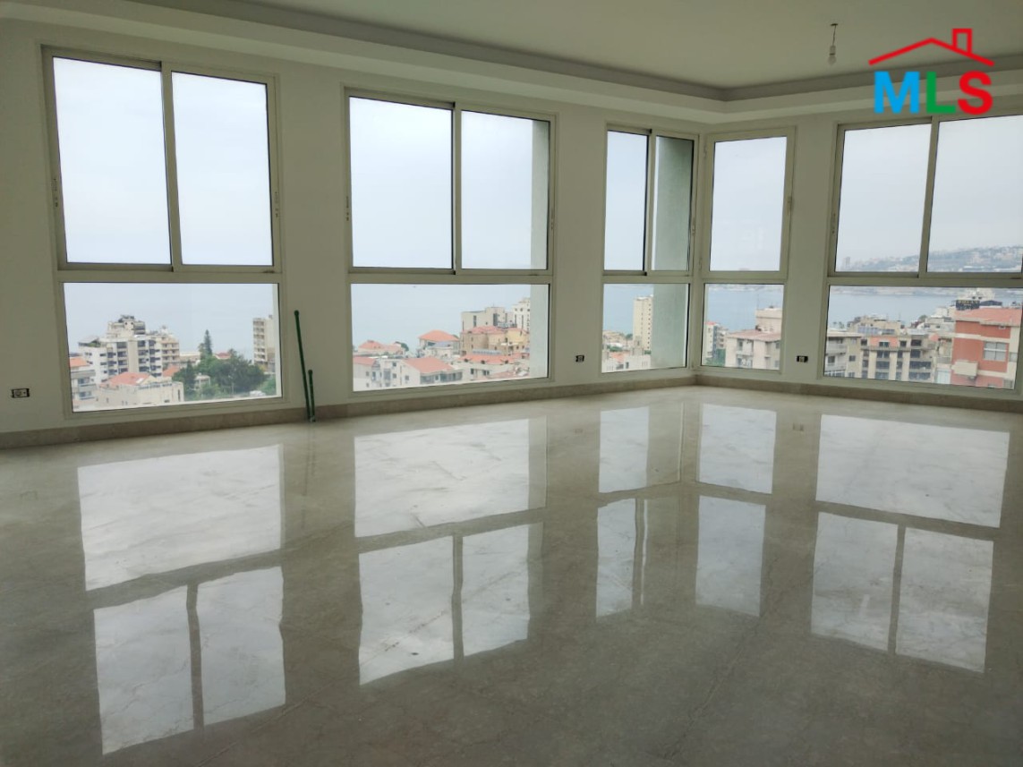 Duplex with 185 SQM Roof & Sea View for Sale in Jounieh