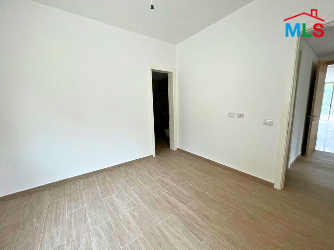 Apartment for Sale In A Calm Area in Adma