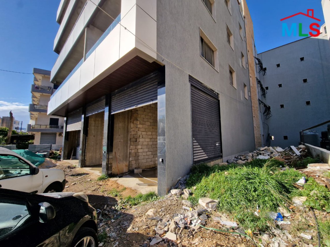 176 SQM Shop for Sale in Batroun in a Prime Location