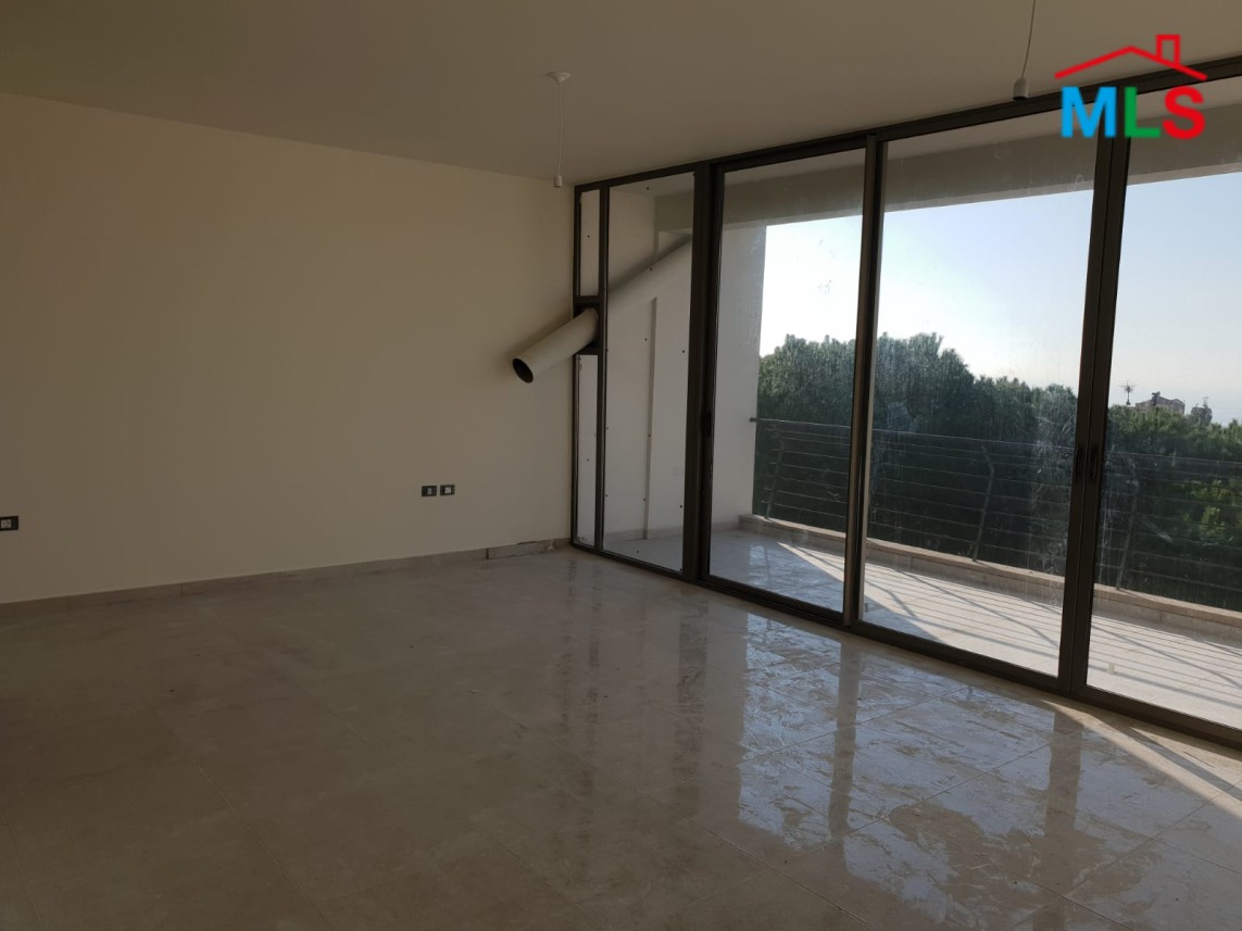 Brand new 3-Bedroom Apartment for Sale in Hboub