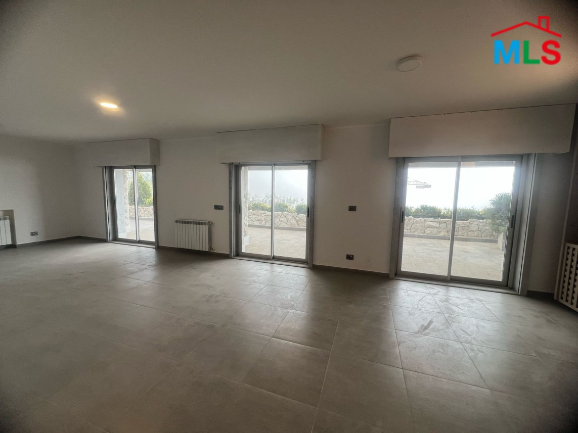 Luxurious Town House For Sale in Faqra Club with a Spacious Terrace