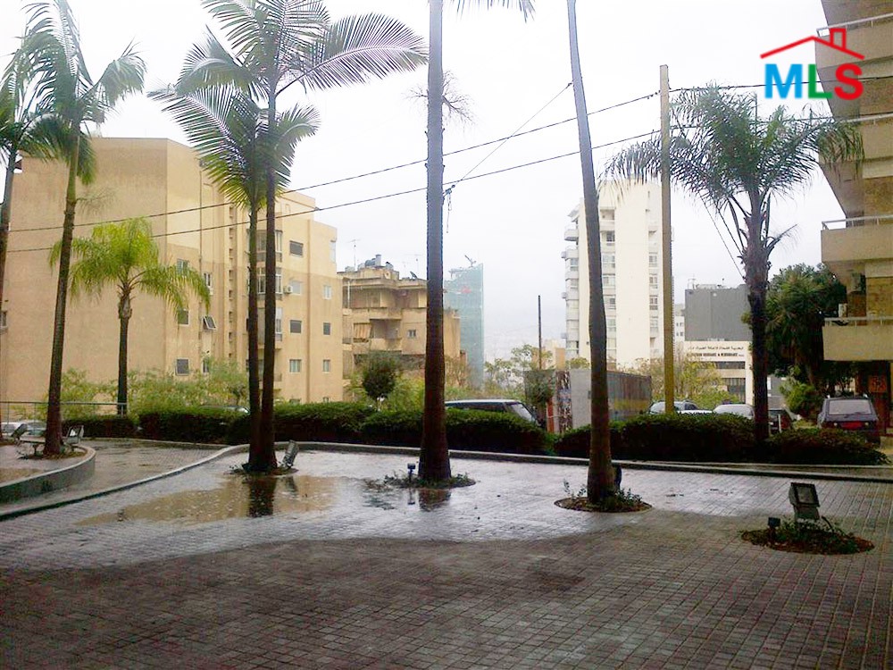 74sqm Shop/Office For Sale In Achrafieh, Sassine