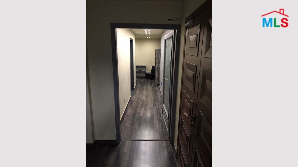 Excellent Condition Office For Sale in Jdeideh Metn