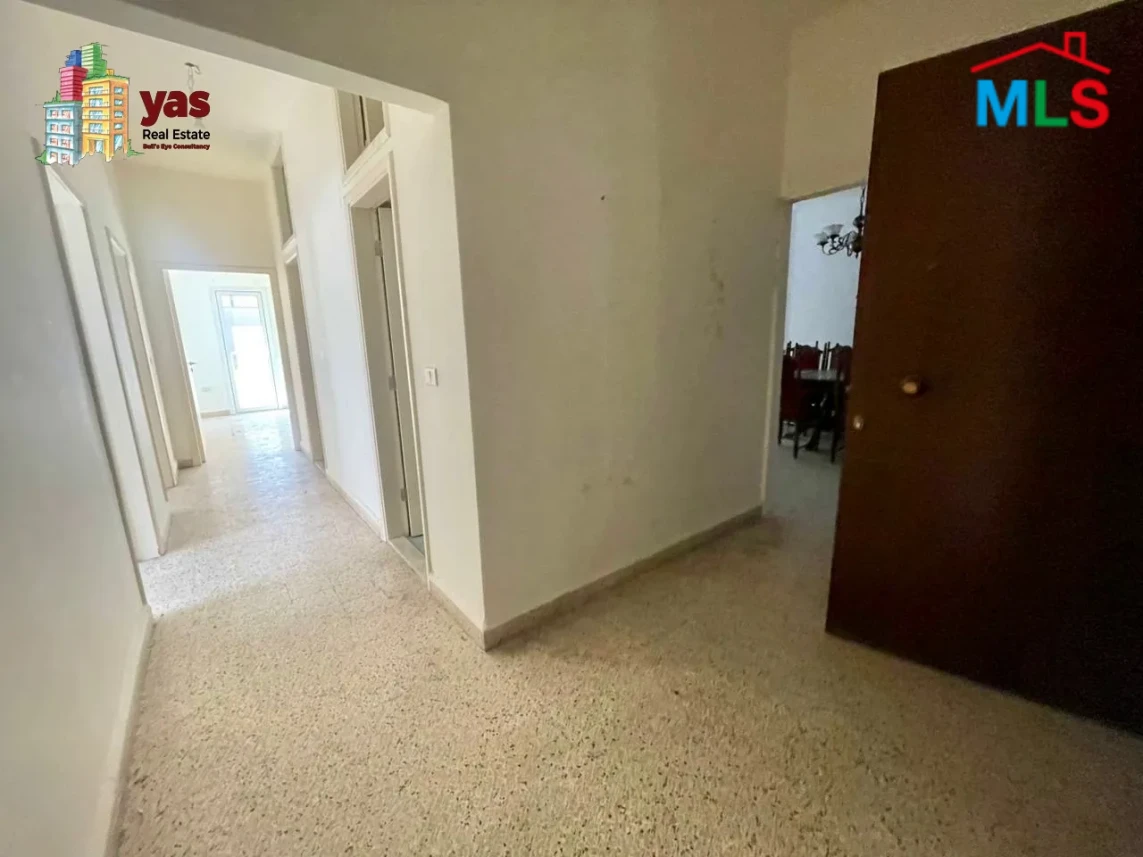 Achrafieh/Mar Mikhael 180m2 | Rnet | Well Maintained | Partial View| O