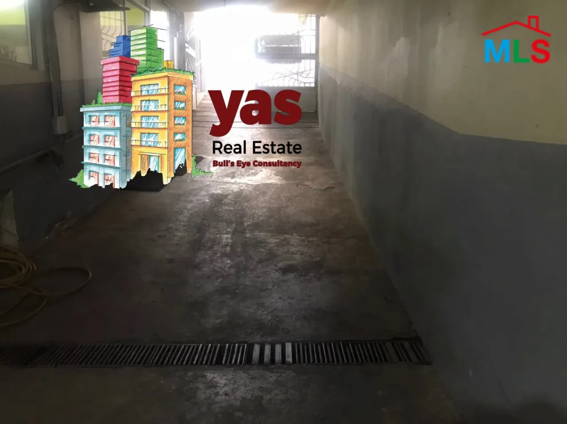 Achrafieh 800m2 | Warehouse | Rent | Prime Location | MO