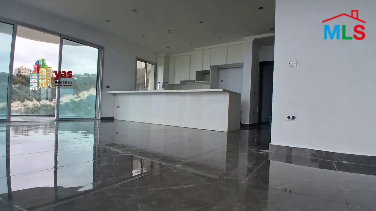 Halat 165m2 | Rent | Pool Access | Prime Location | ABA