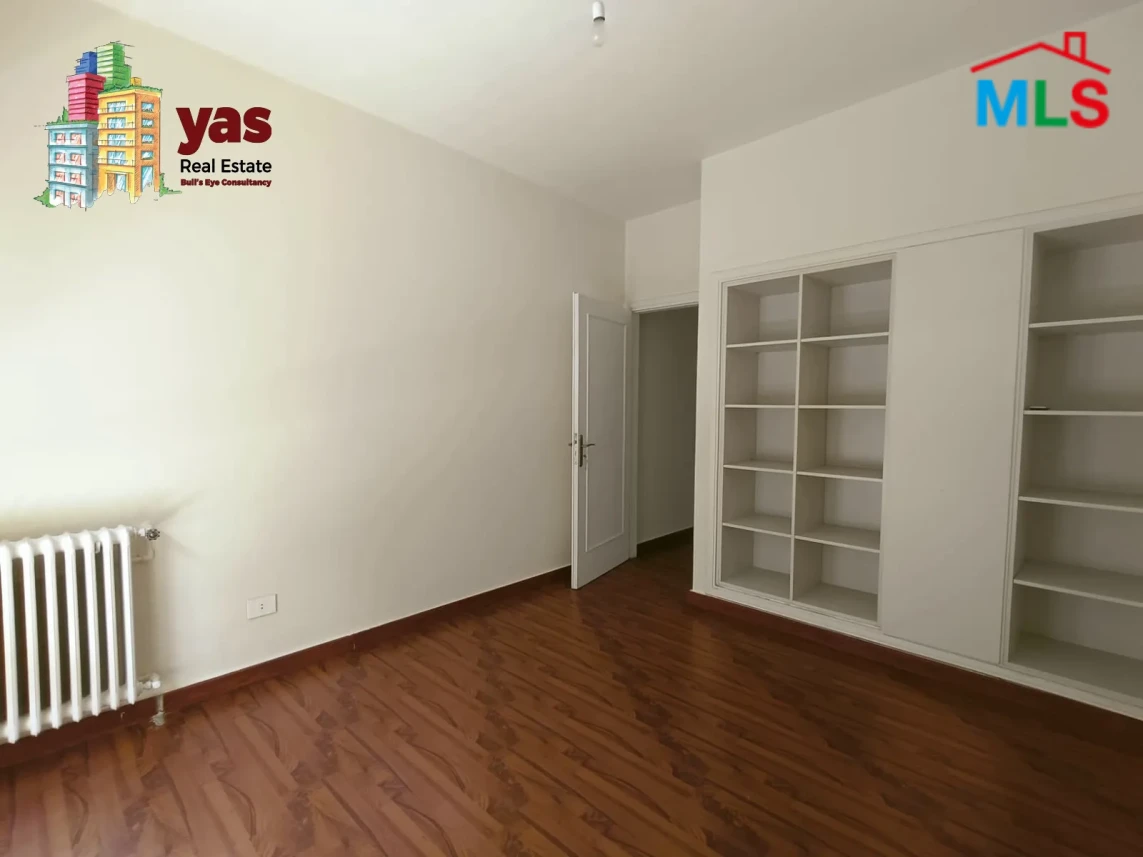 Achrafieh 320m2 | Rent | Easy Access | Well Maintained | AA/JAR