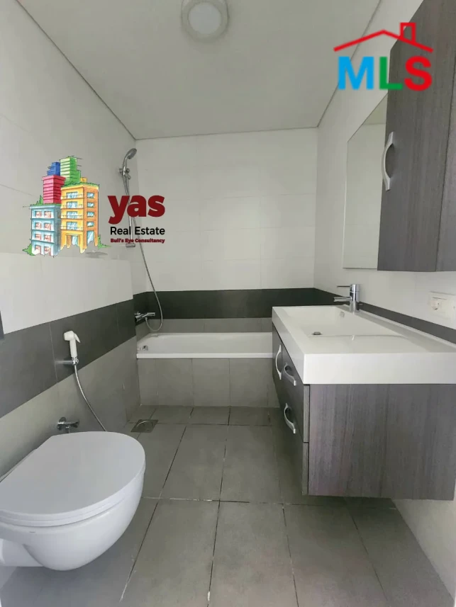 Achrafieh 220m2 | Rent | Flat | Prime Location | Well lighted | BA