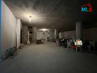 Zouk Mikael 700m2 | Warehouse | Rent | I Excellent Condition | EH