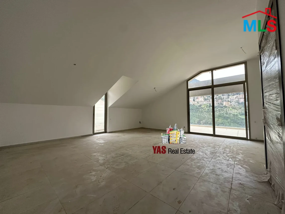 Kfarhbab 225m2 | Rent | Duplex | Partial View | Prime Location | KA IV