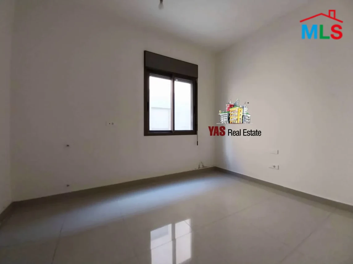 Ballouneh 150m2 | For rent | Partial View