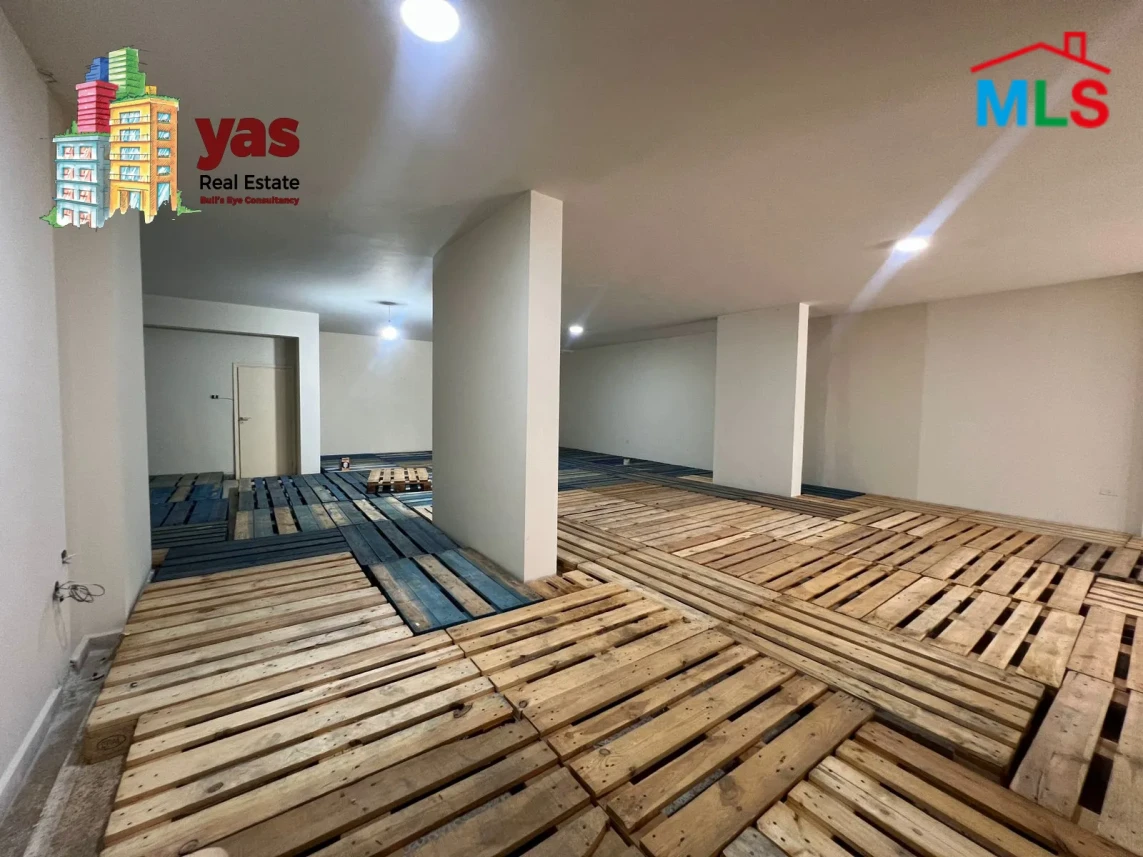 Adonis 150m2 | Warehouse | Rent | Active Street | Prime Location | RH