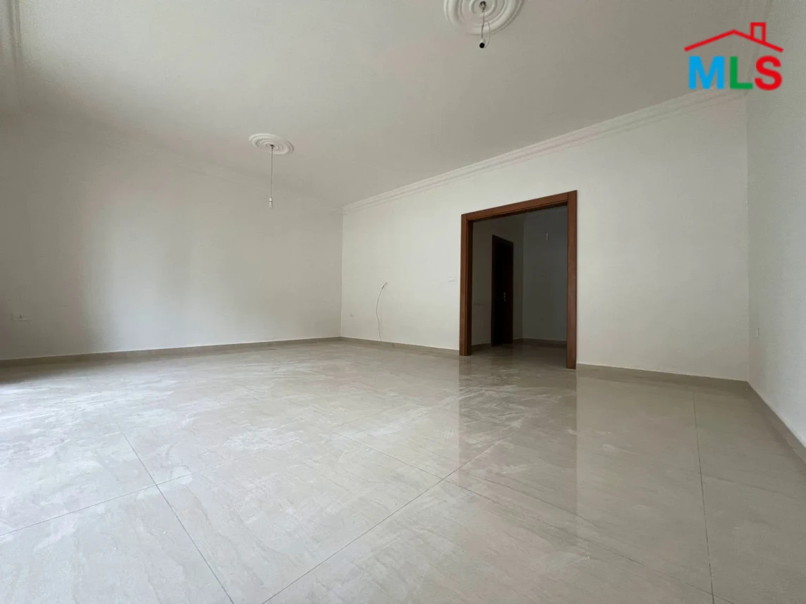 Adonis 140m2 | Well Lighted | Calm Area | Catch | Rent | RH/MA