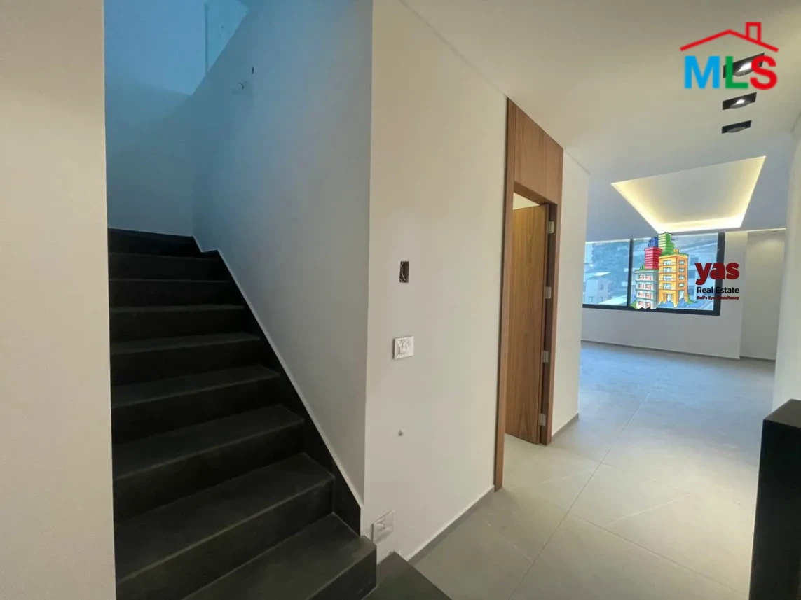 Rabweh 245m2 | Duplex | Classy Area | Sea View | OH
