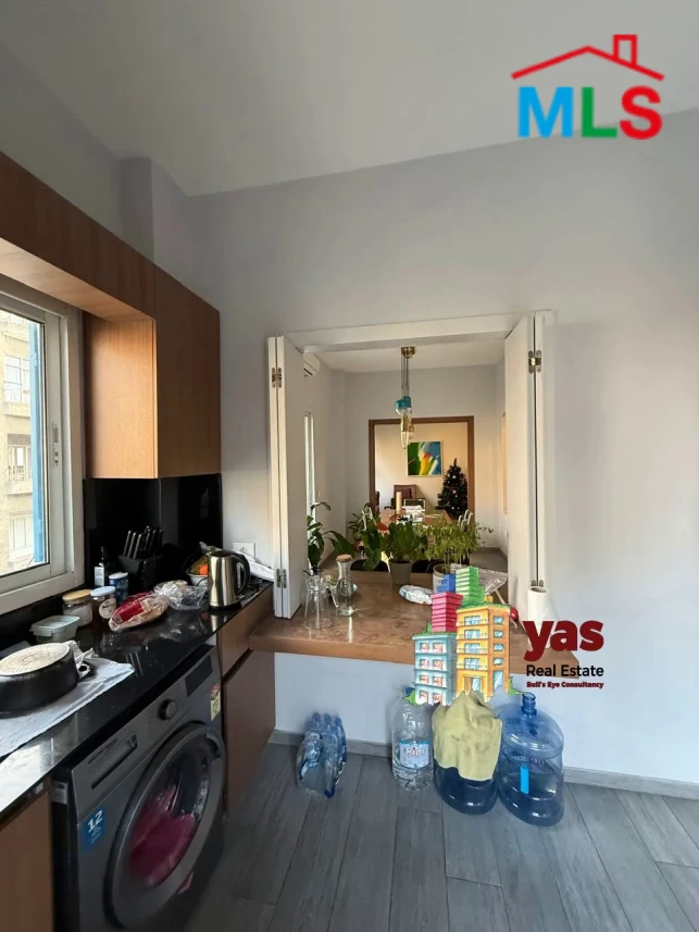 Achrafieh 145m2 | Renovated Flat | Calm Area | Catch | GA