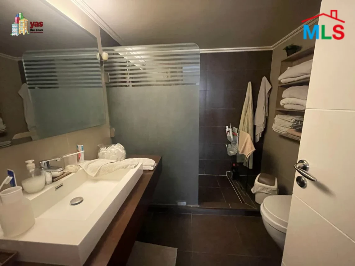 Qennebit Broumana 480m2 | Terrace | Prime Location | Calm | View | OH