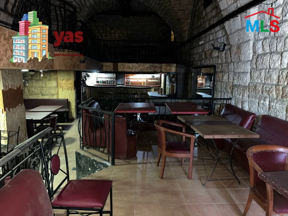Maameltein 300m2 | NIghtclub | Active Street | Rental Investment | EH