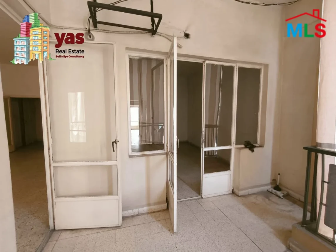 Dora 114m2 | Need Renovation | Easy Access | Well Lighted | AA