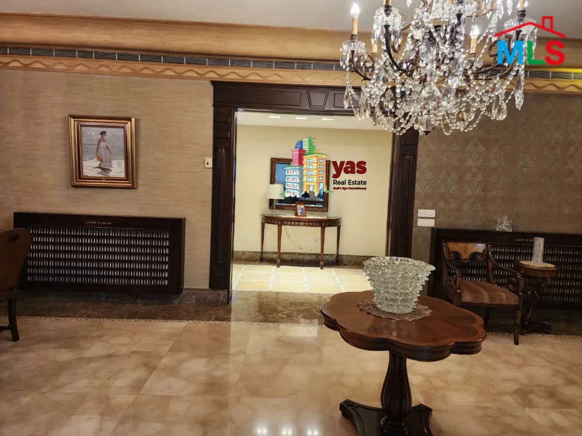 Rawche 430m2 | Luxury | Decorated | Prime Location | PA