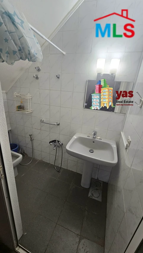 Mehrab 225m2 | 40m2 Terrace | Stand-alone Triplex | Furnished | PA