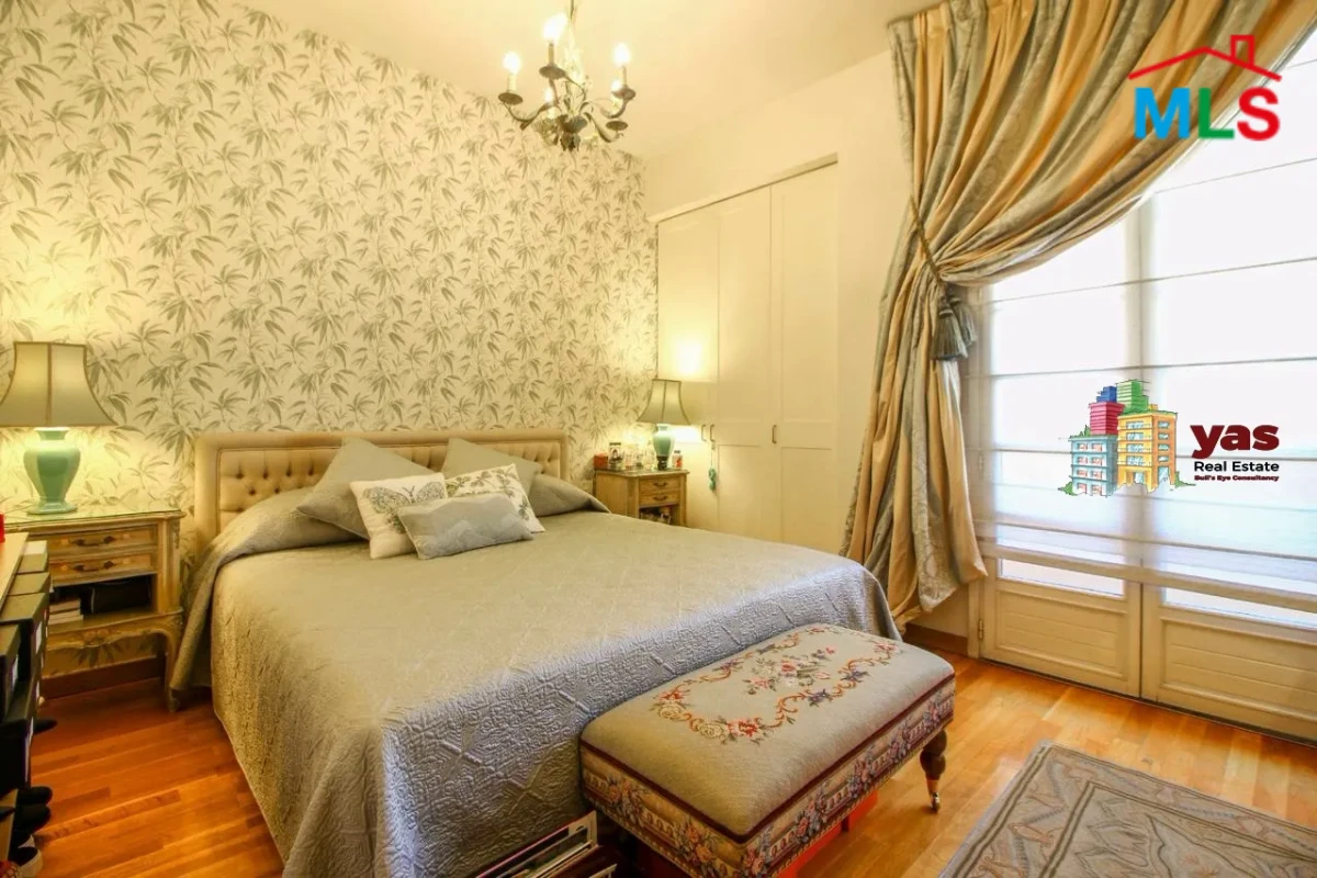 Saifi 300m2 | Super Prime Location | Decorated | PA