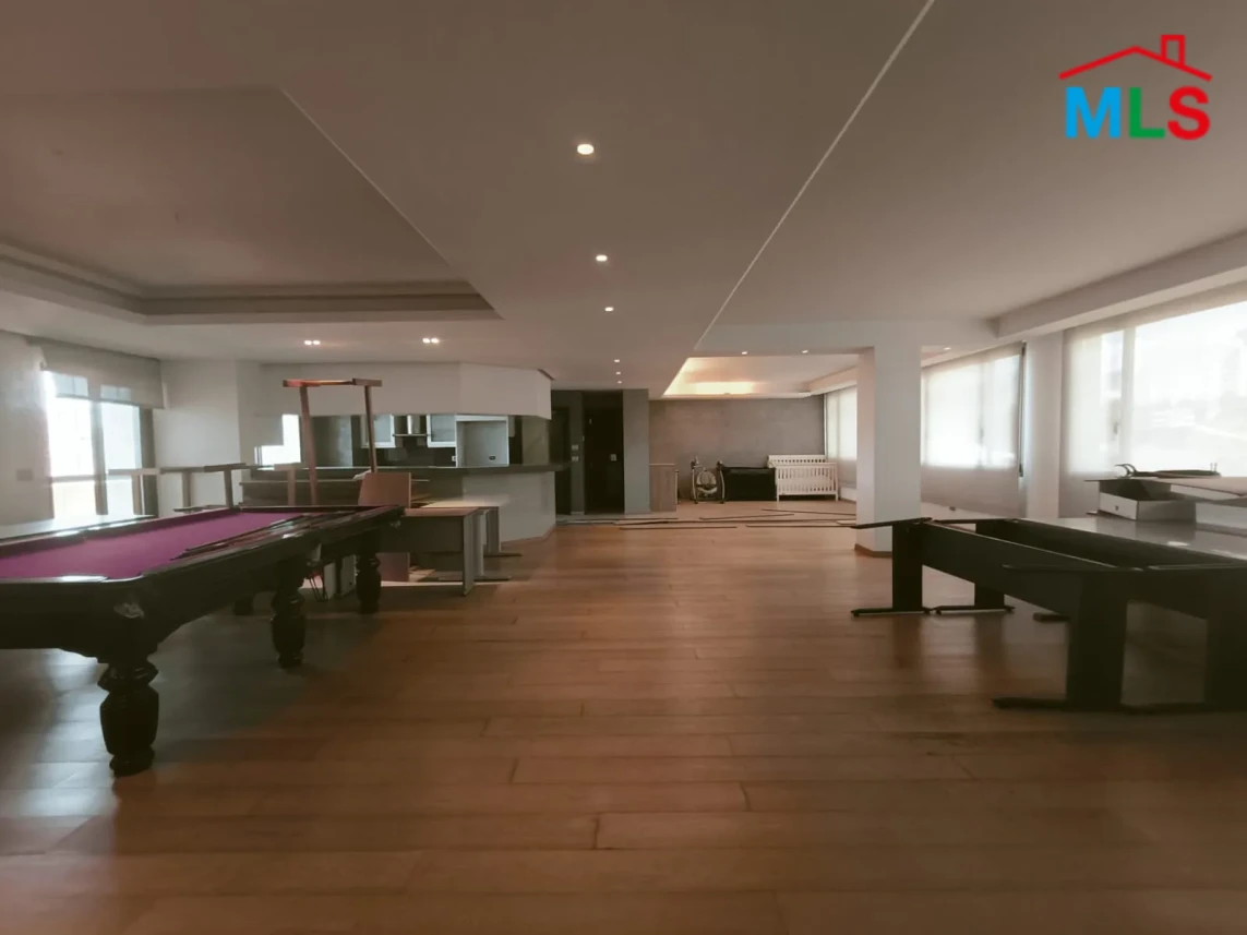 Saifi 300m2 | Super Prime Location | Decorated | PA
