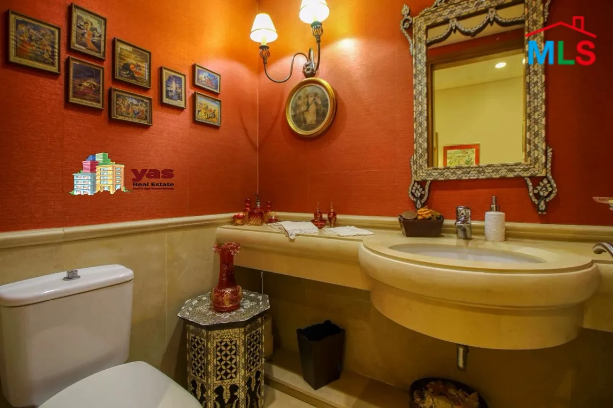 Saifi 300m2 | Super Prime Location | Decorated | PA