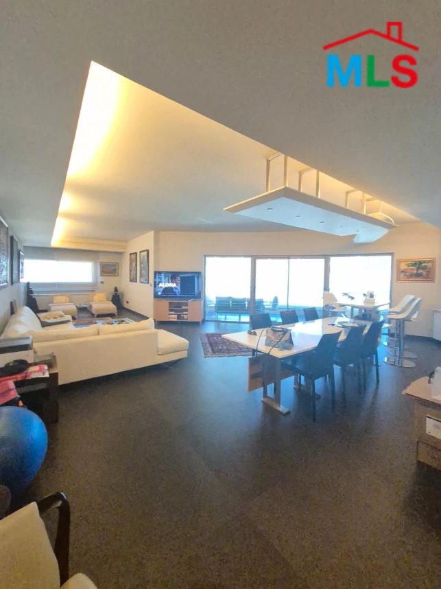 Achrafieh 242m2 | Luxury Decorated | Excellent condition | PA