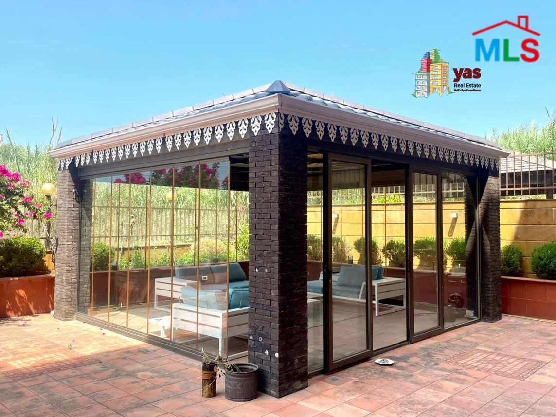 Adma 325m2 | 220m2 Terrace | Accessible | Prime Location | PA