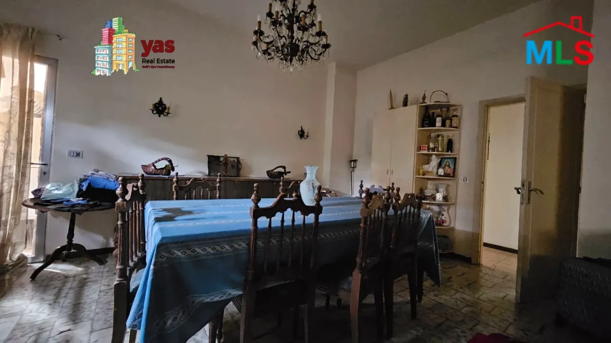 Ballouneh 184m2 | Well Maintained | Flat | Calm Street | Catch | TO