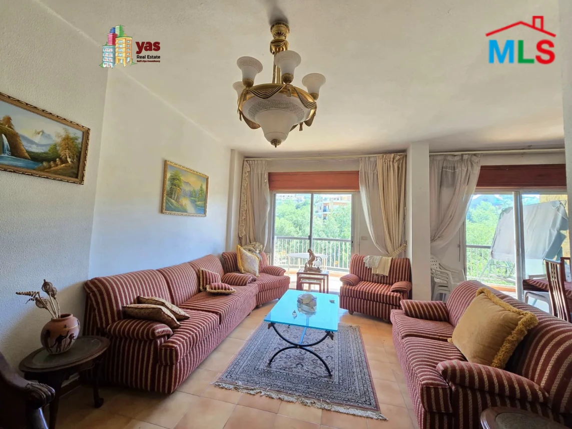 Reyfoun 170m2 | Well Lighted | Open View | Private Street | DA
