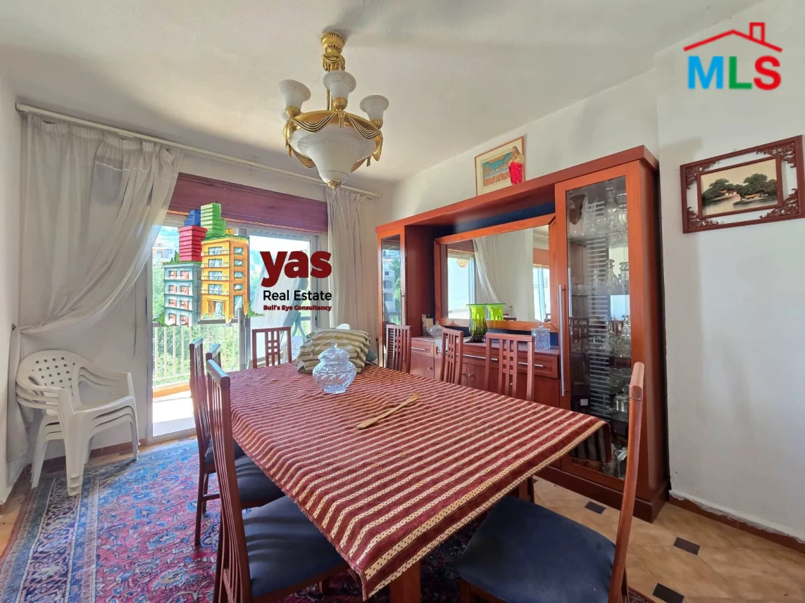 Reyfoun 170m2 | Well Lighted | Open View | Private Street | DA