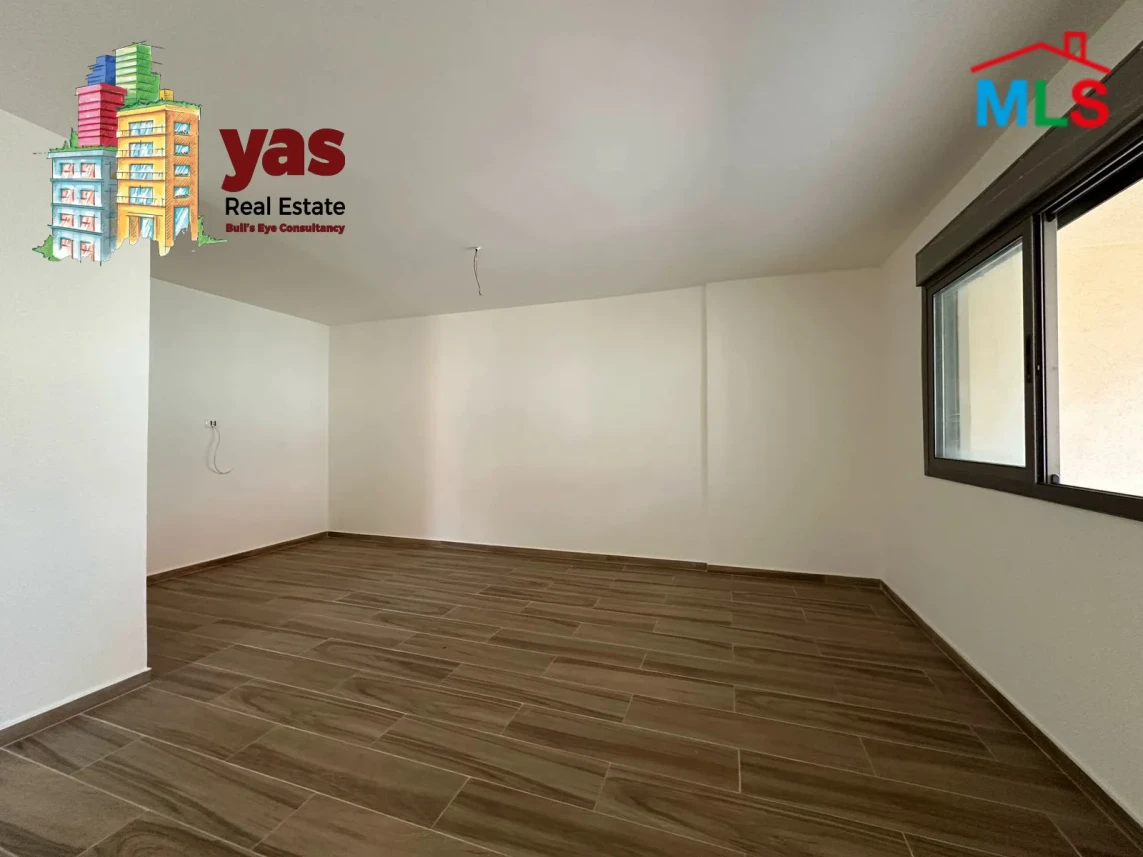 Kfaryassine 215m2 | Duplex | Classy Area | Catch | Quiet Street | RA