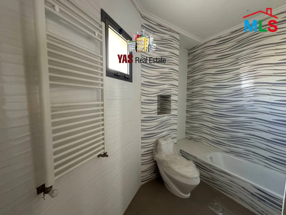 Qornet El Hamra 220m2 | Well Maintained | New | PA