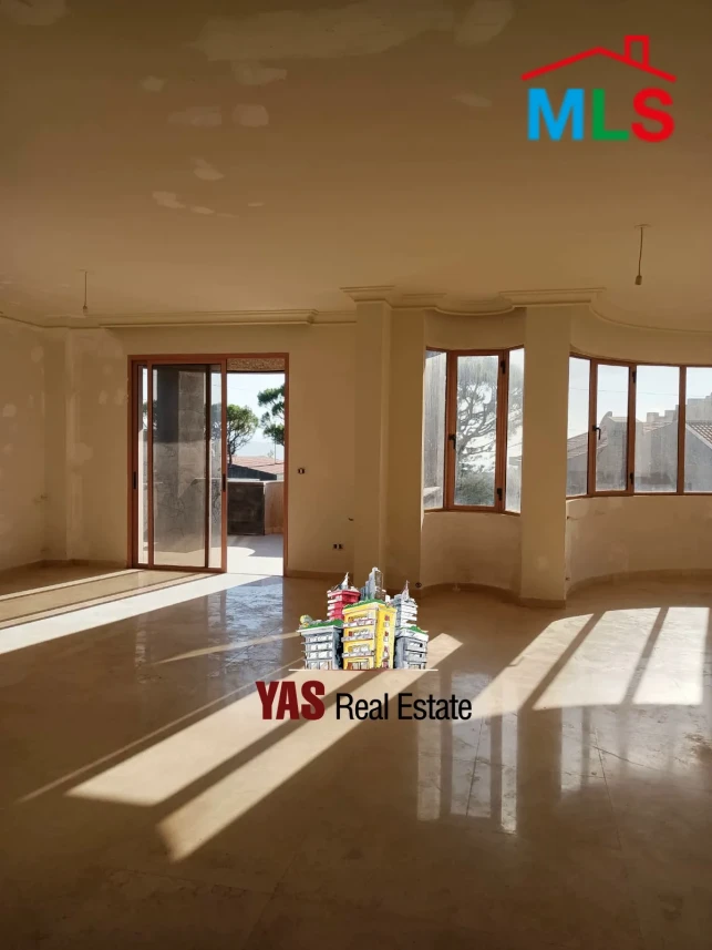 Baabdat 1085m2 | 1012m2 Land/Garden | Triplex | Unique Design | PA