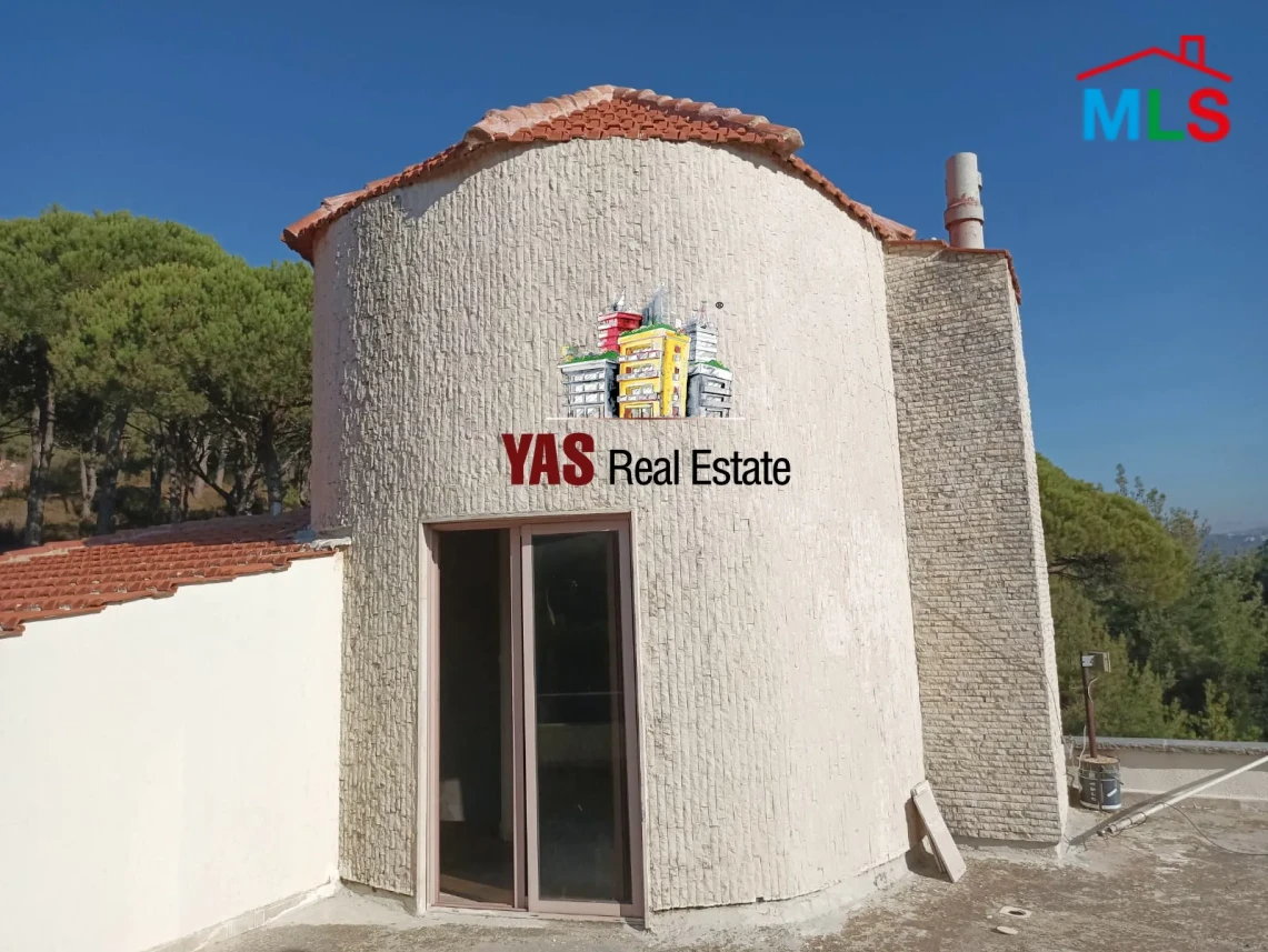 Baabdat 1085m2 | 1012m2 Land/Garden | Triplex | Unique Design | PA