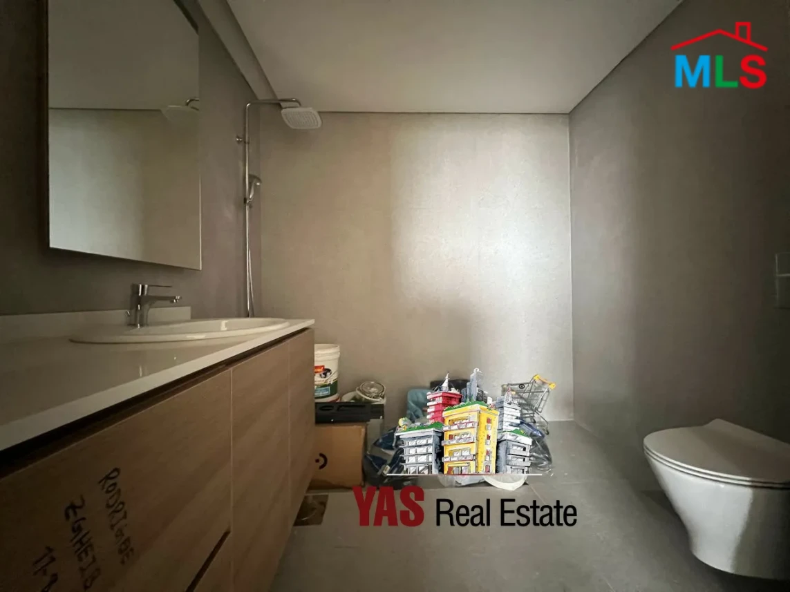 Beit El Kiko 350m2 | Generous Dimensions | Classy Area | NE