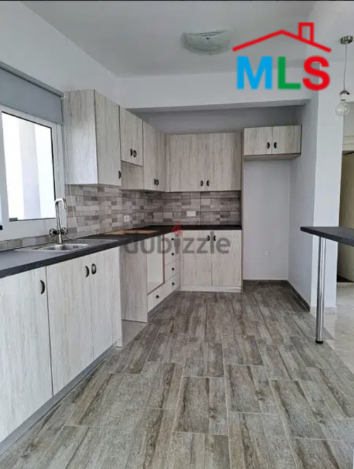 Villa for Sale Halat Jbeil Housing Area 350Sqm Land 452