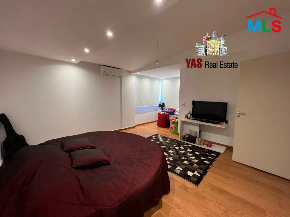 Kfarhbab 200m2 | Mint Condition | Panoramic View | Luxury