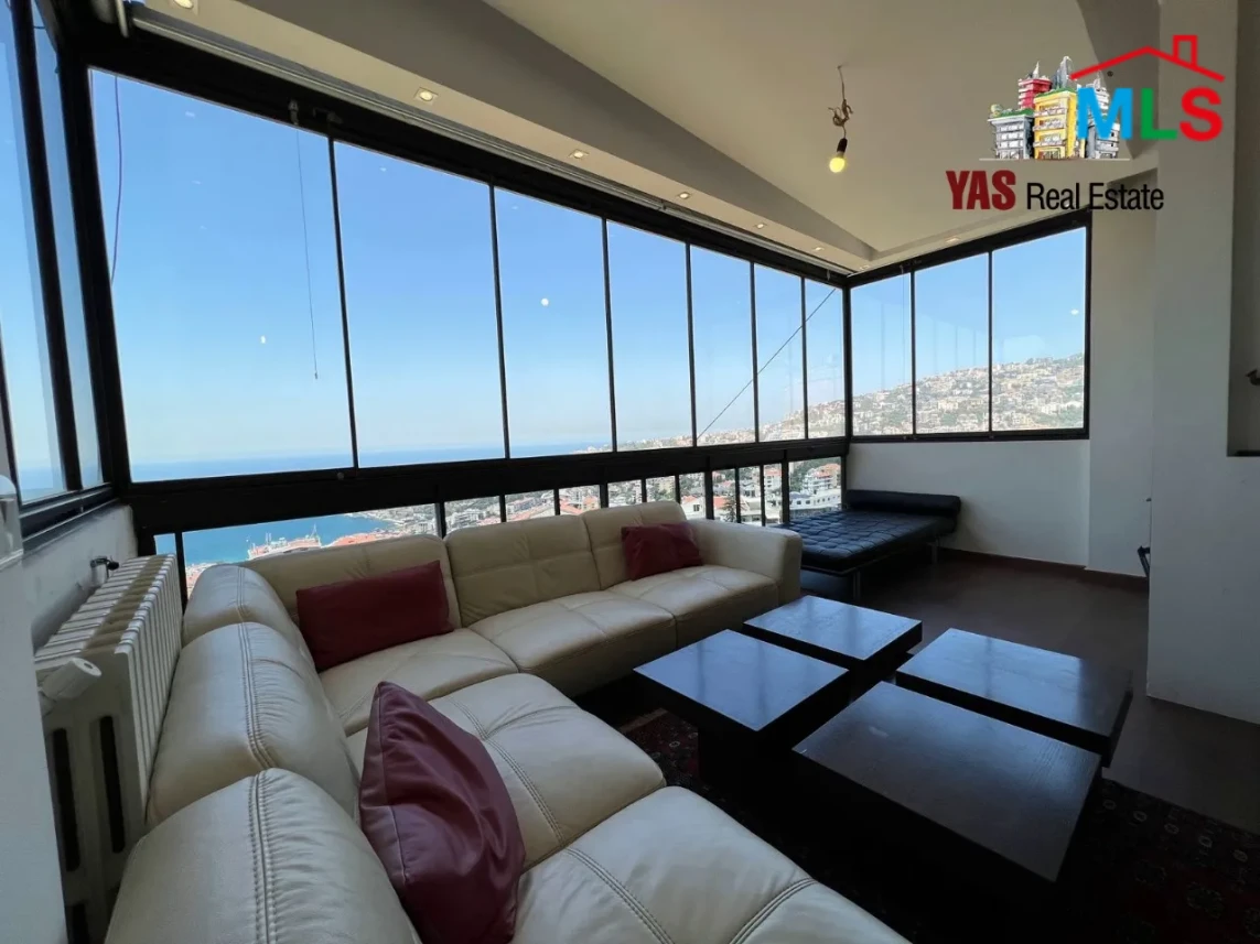 Kfarhbab 200m2 | Mint Condition | Panoramic View | Luxury