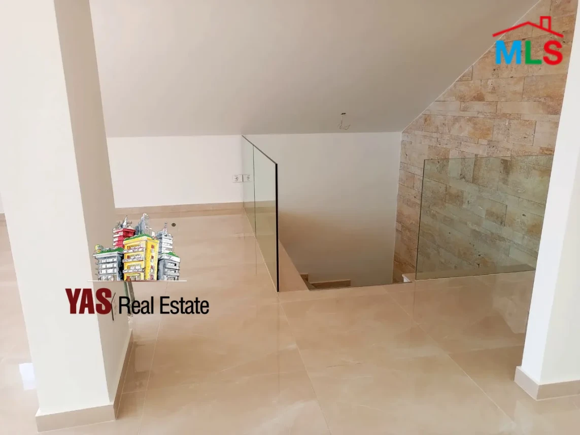 Jamhour 350m2 Duplex + 20m2 Terrace | High-End | Private street | View