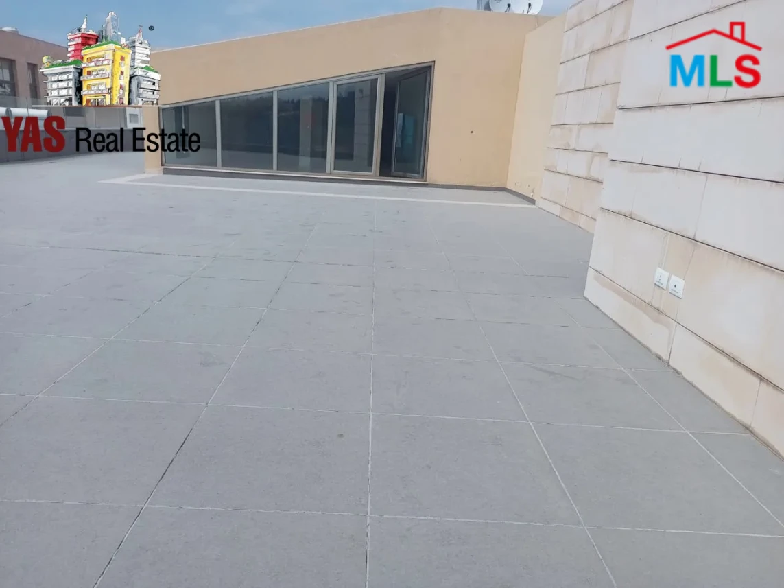 Yarze 300m2 | Excellent Condition | Prime Location | Open View