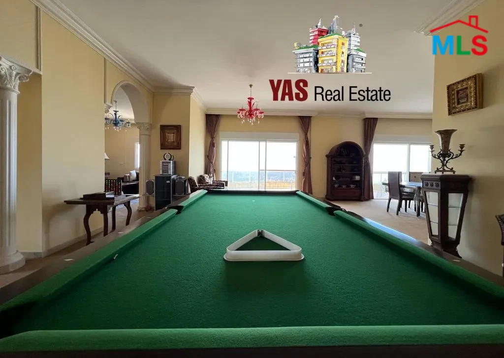Ballouneh 575m2 | FLAT | Panoramic View | Mint Condition