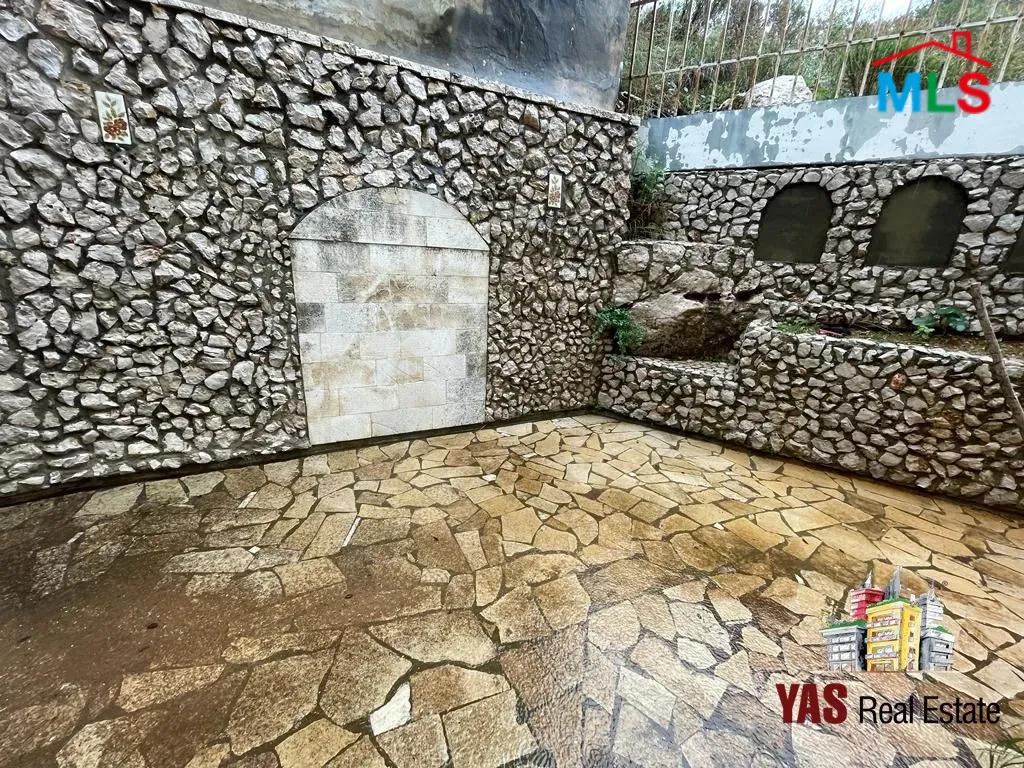 Ballouneh 195m2 | 40m2 Terrace | Luxurious | View | Catch