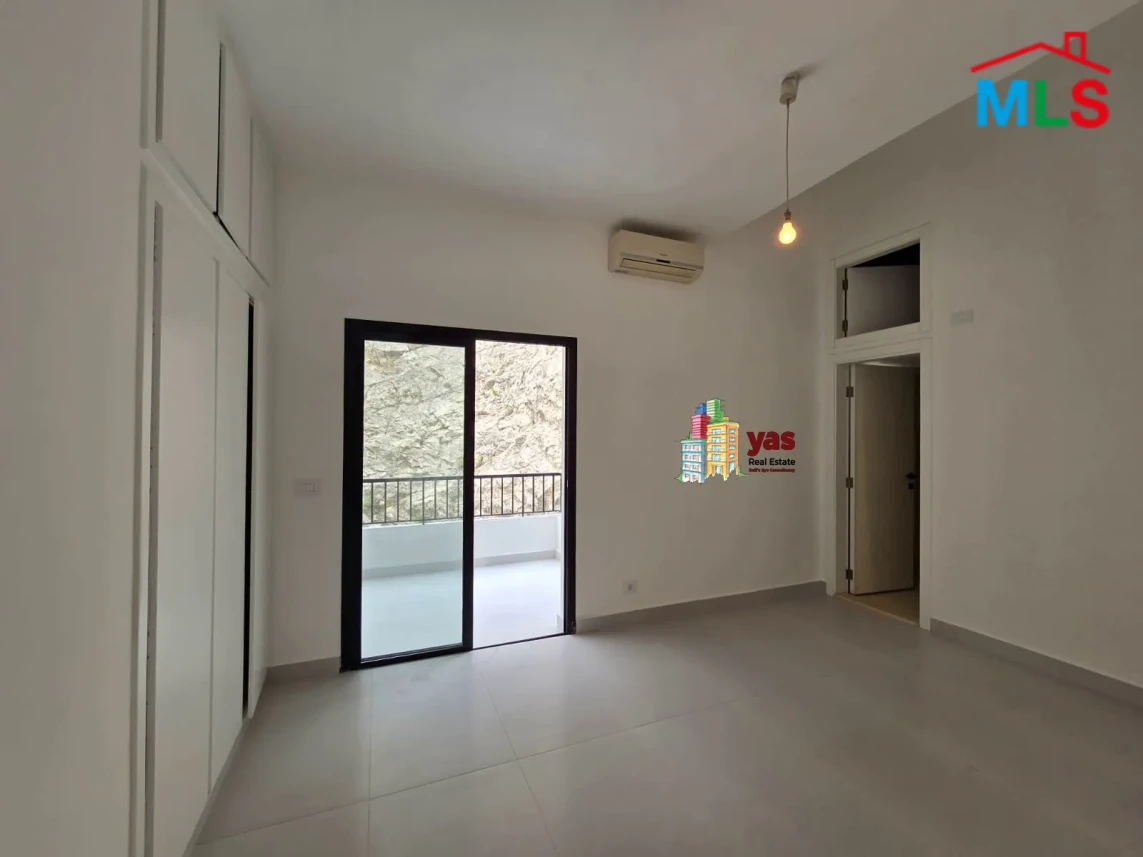 Sheileh 200m2 | Excellent Condition | Well Lighted | Open View | TO