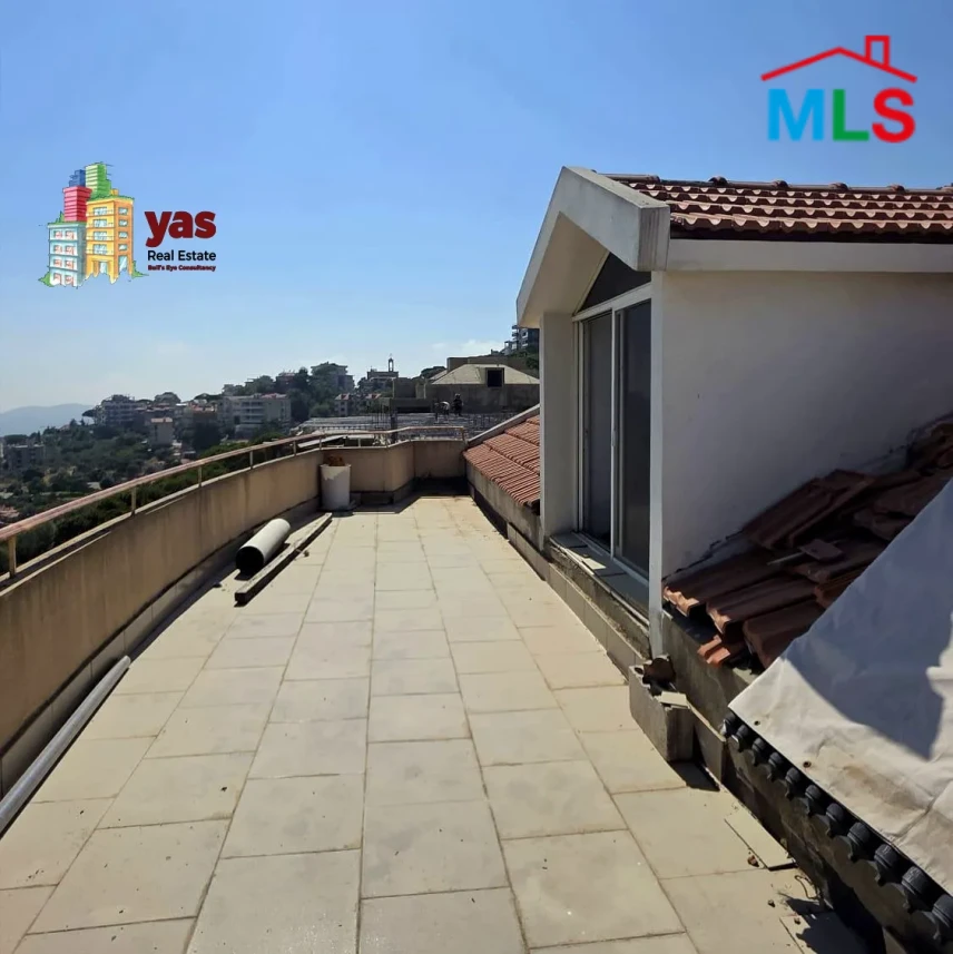 Baabdat 211m2 | 211m2 Rooftop | Duplex | View | Private Street | TCH