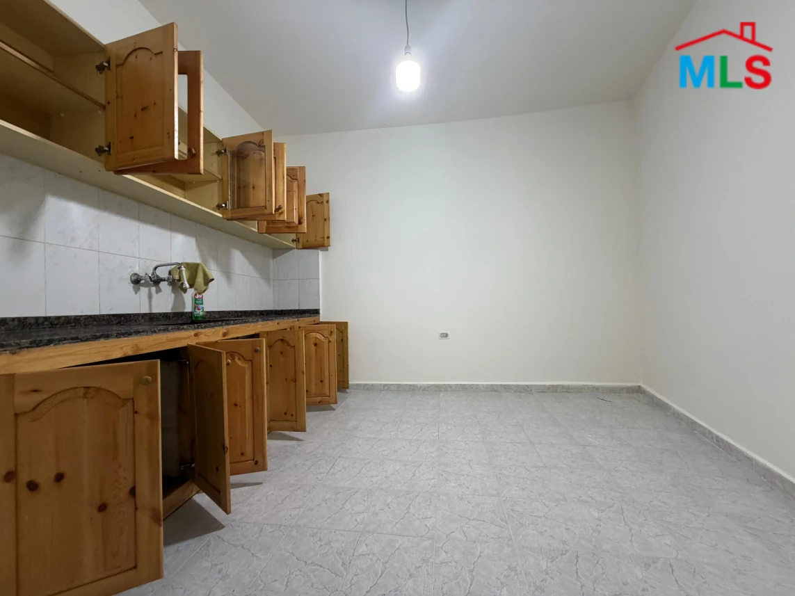 Kleiaat 80m2 | 35m2 Terrace | Well Maintained | Cozy Flat | Catch | DA