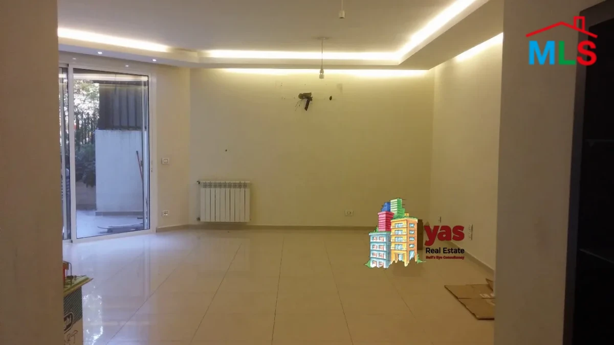Fanar 170m2 | 50m2 Terrace | Calm Area | Need Renovation | OH
