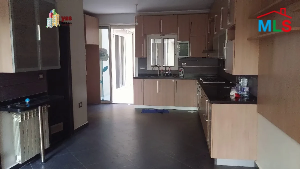 Fanar 170m2 | 50m2 Terrace | Calm Area | Need Renovation | OH