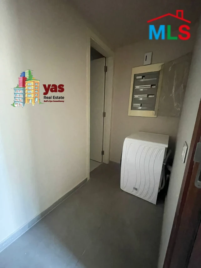 Achrafieh 200m2 | Prime Location | Decorated | Catch | OH